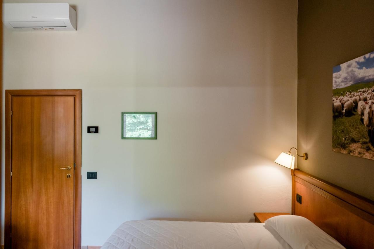 Hotel La Scottiglia E Ristorante 2*
