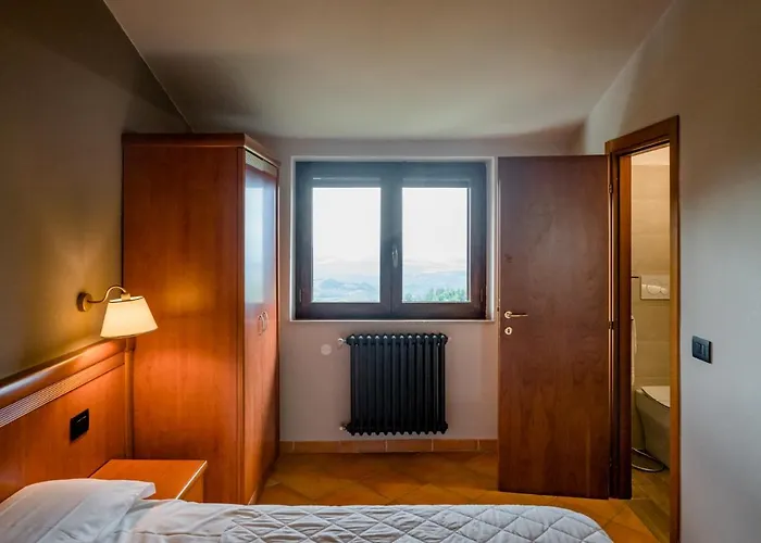 Hotel La Scottiglia E Ristorante